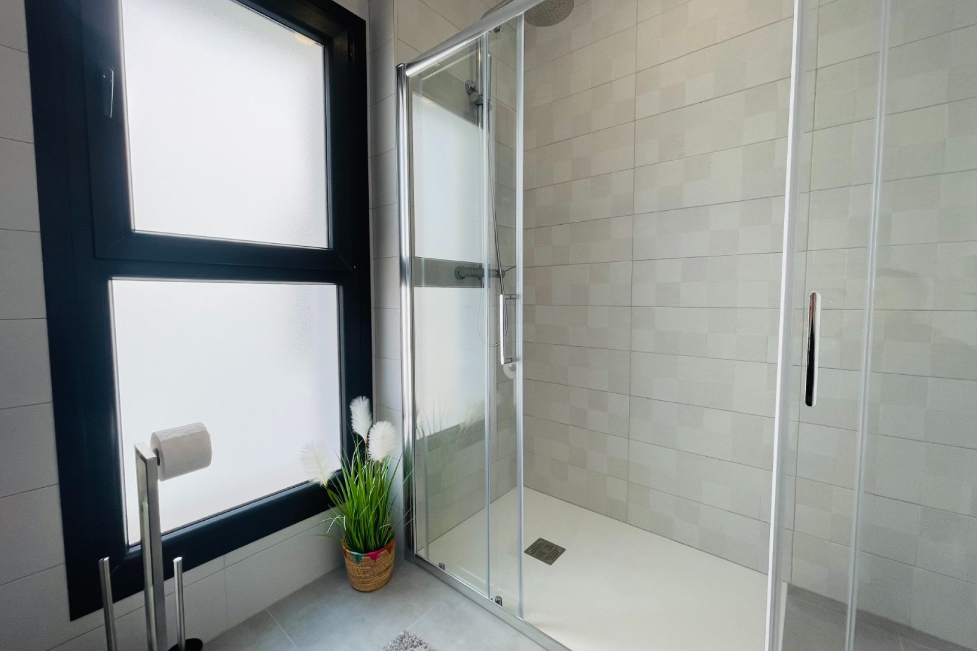 Obra nueva - Villa -
Torrevieja