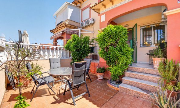 Rækkehus - Gensalg - Torrevieja -
                Torrevieja
