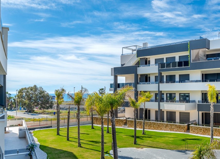 Resale - Apartment -
Orihuela Costa - Playa Flamenca*