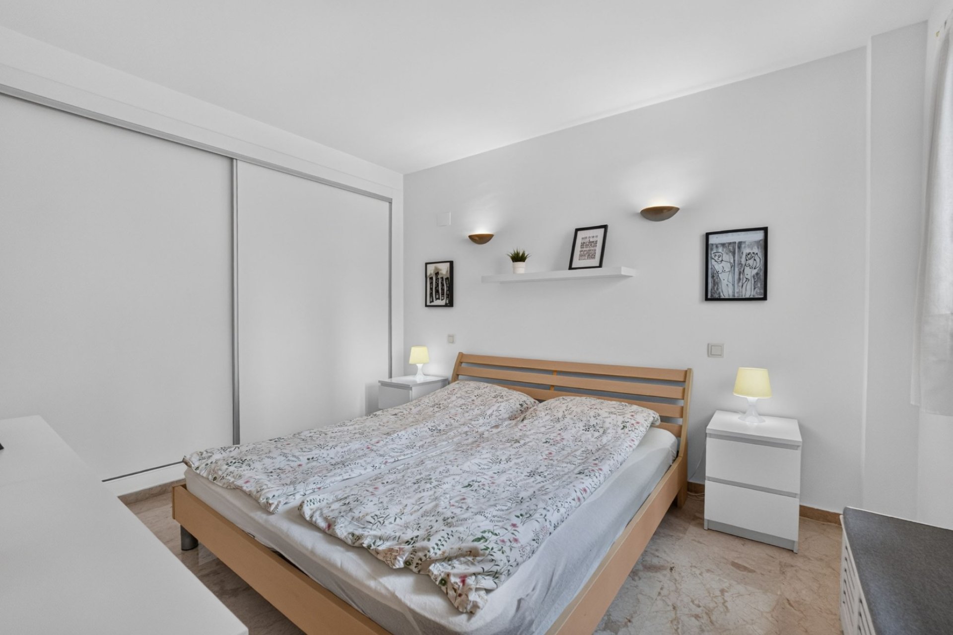 Resale - Apartment -
Orihuela Costa - Punta Prima