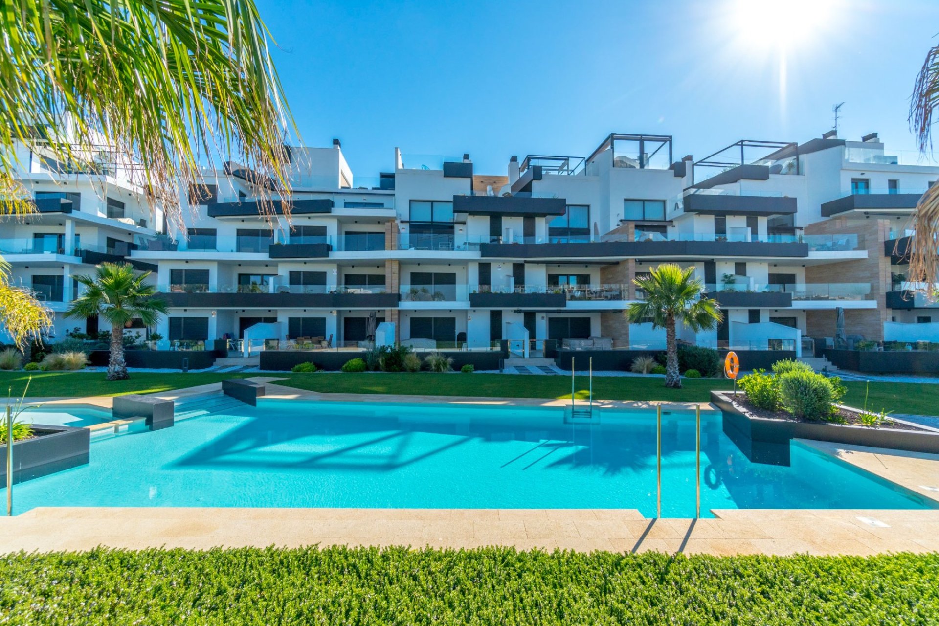 Resale - Apartment -
Orihuela Costa - Villamartín