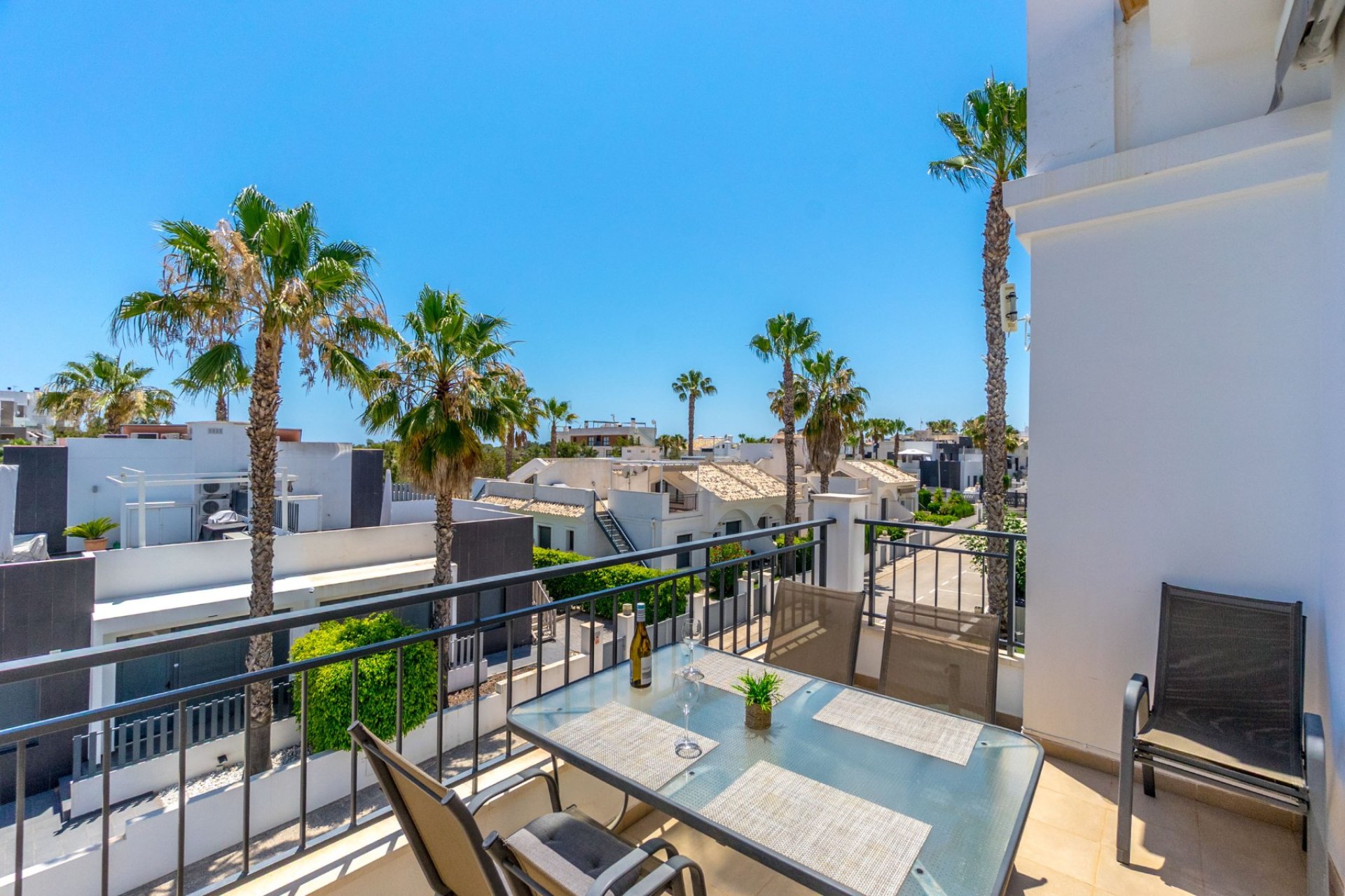 Resale - Apartment -
Orihuela Costa - Villamartín