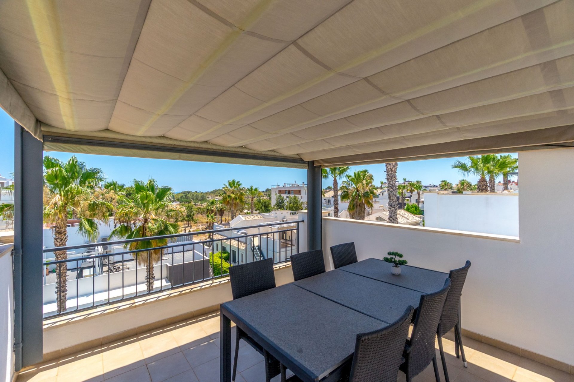 Resale - Apartment -
Orihuela Costa - Villamartín