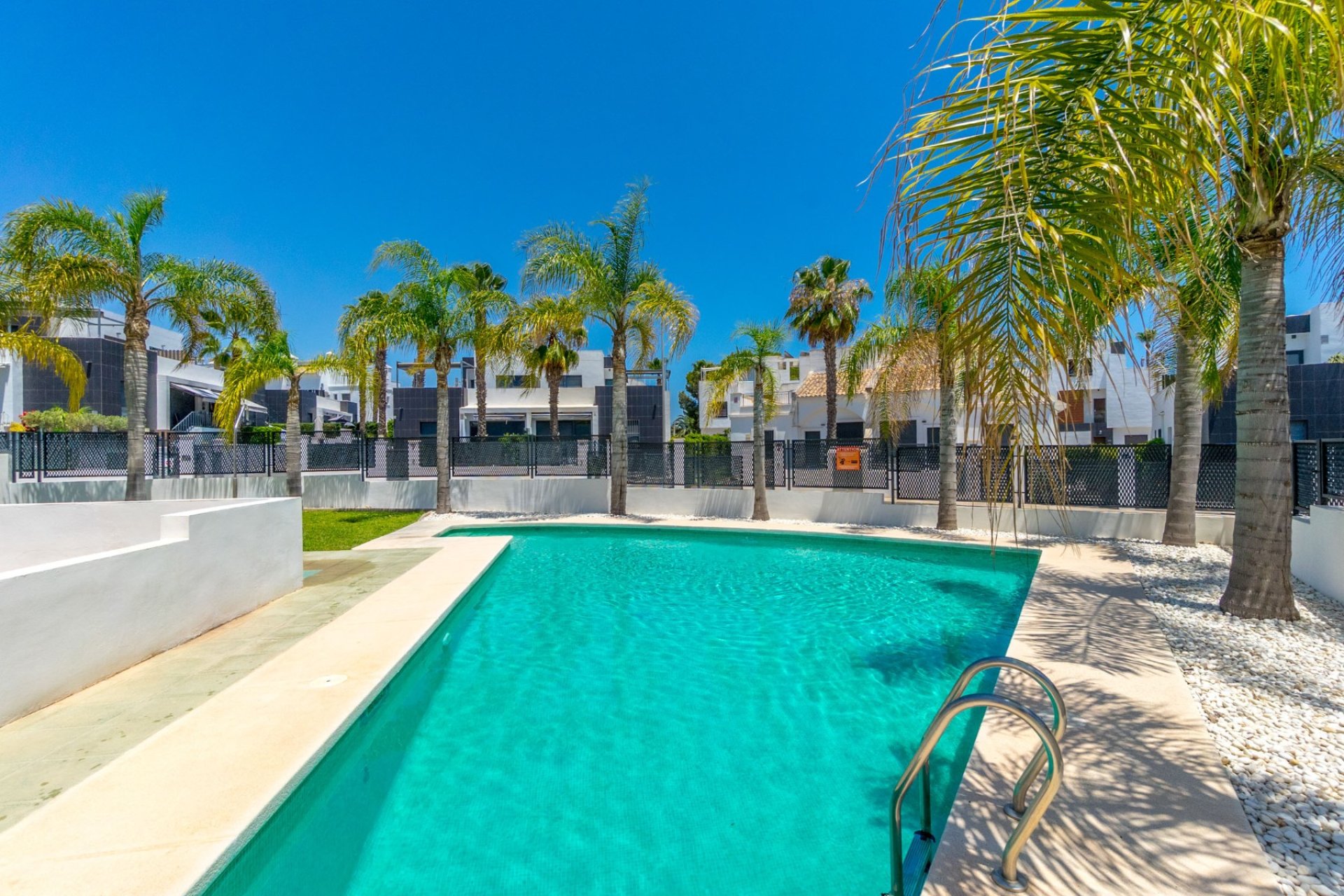 Resale - Apartment -
Orihuela Costa - Villamartín