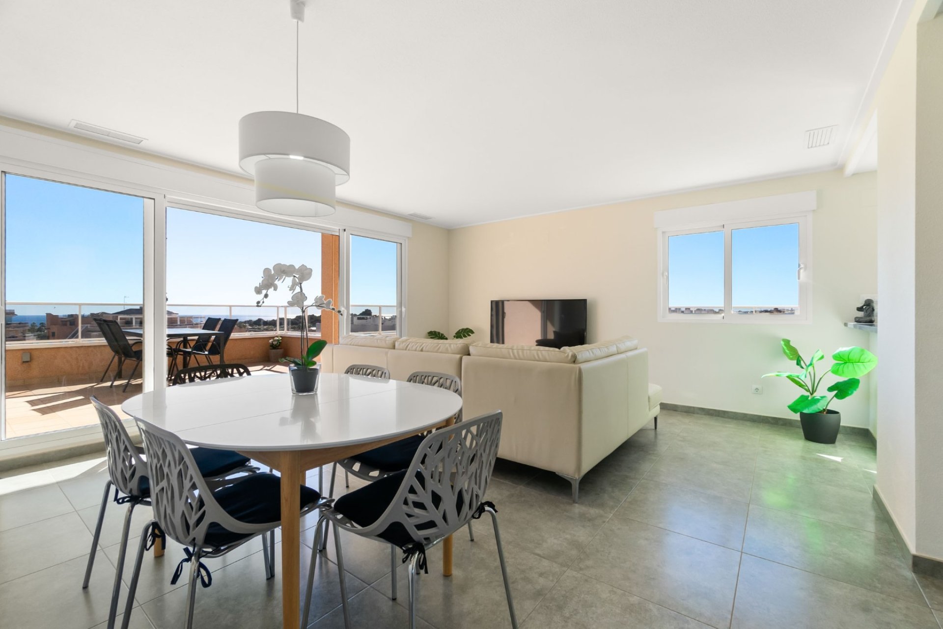 Resale - Apartment -
Orihuela Costa - Villamartín