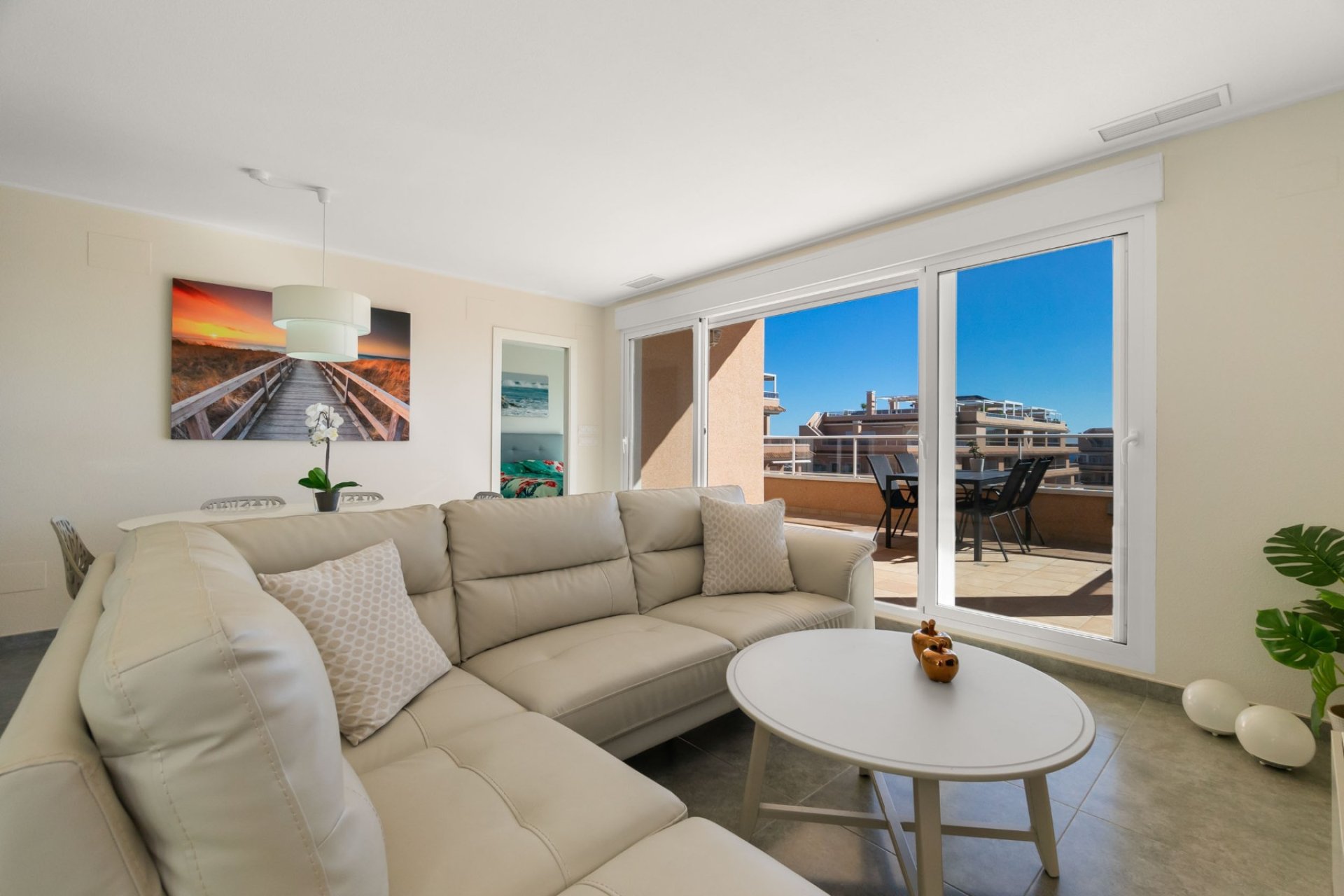 Resale - Apartment -
Orihuela Costa - Villamartín