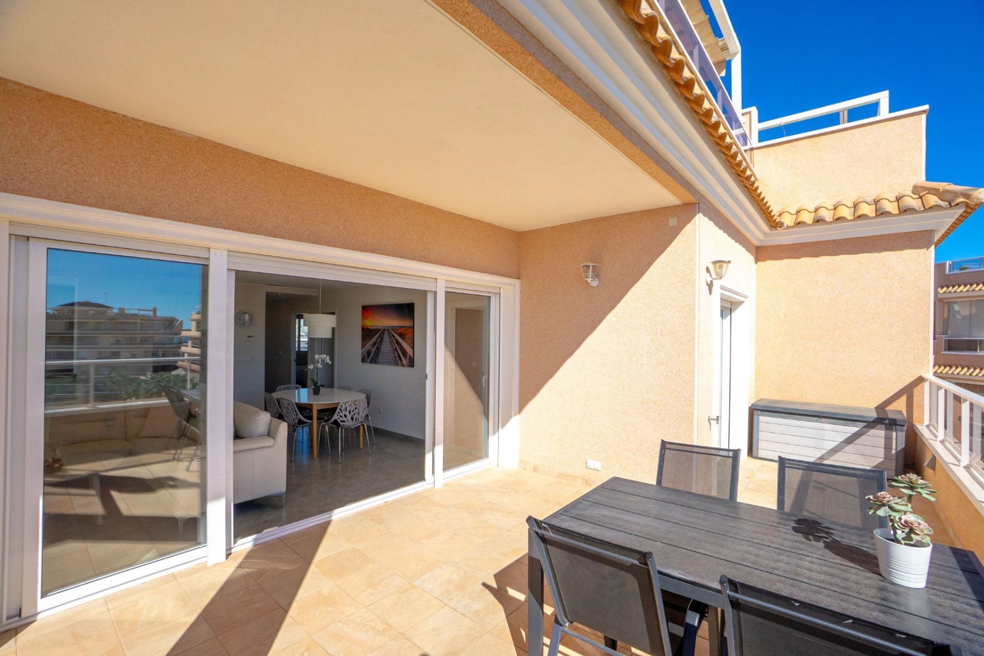 Resale - Apartment -
Orihuela Costa - Villamartín