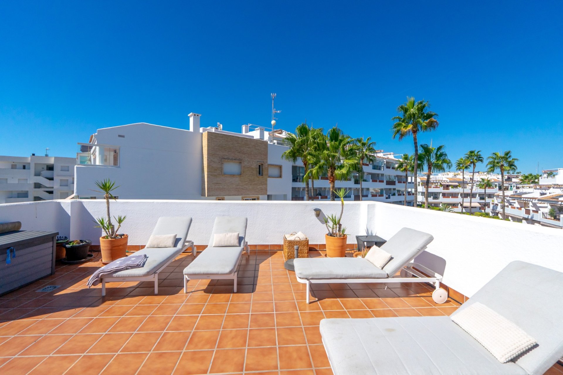 Resale - Apartment -
Orihuela Costa - Villamartín