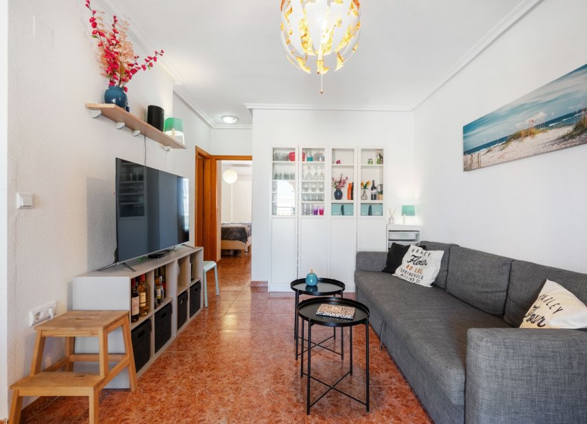 Resale - Apartment -
Orihuela Costa
