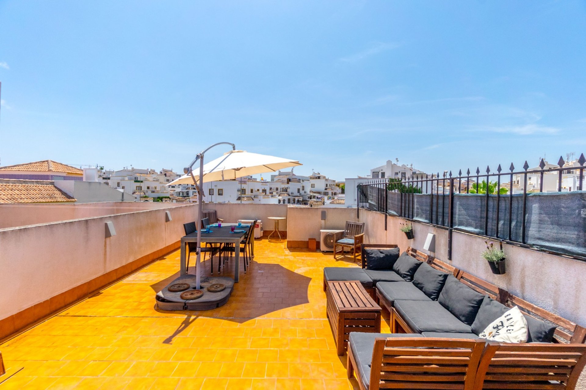 Resale - Apartment -
Orihuela Costa
