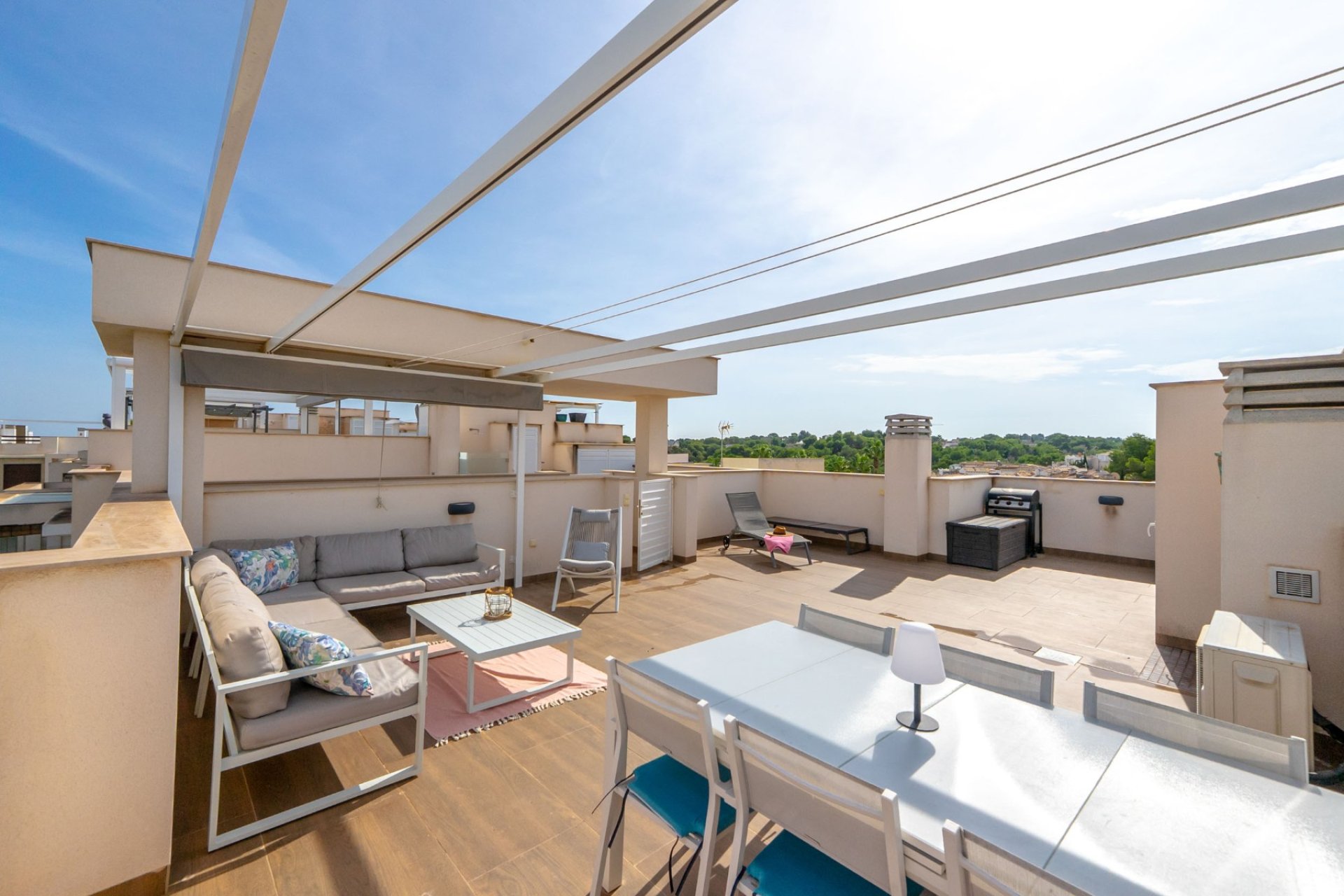 Resale - Apartment -
Torrevieja