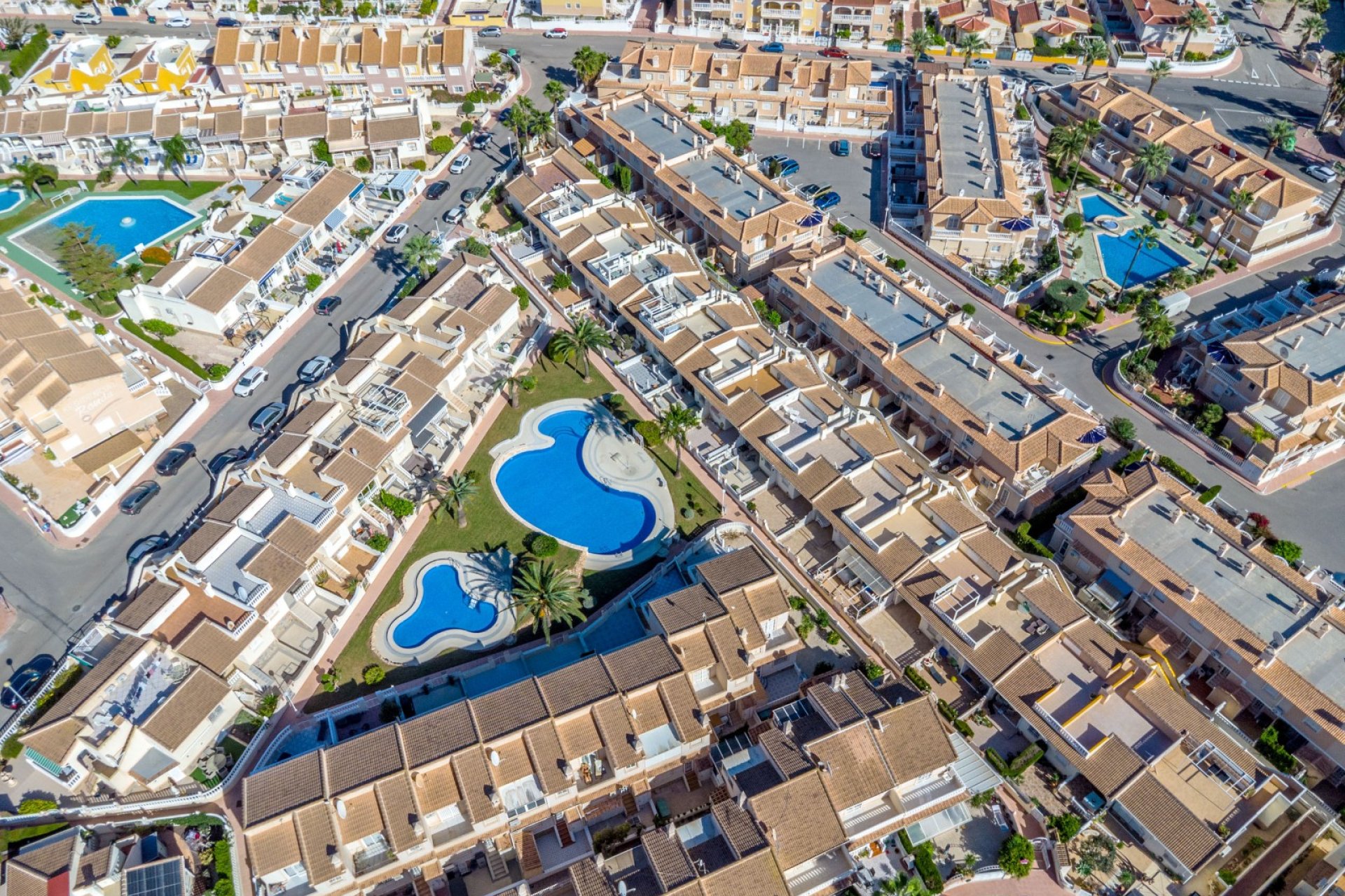 Resale - Townhouse -
Ciudad Quesada