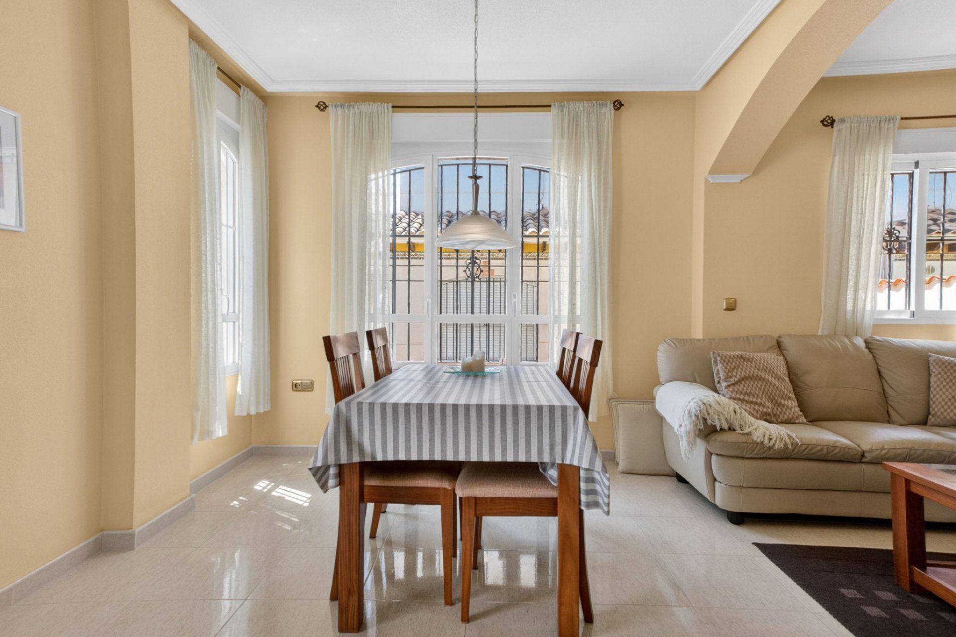 Resale - Townhouse -
Orihuela Costa - Lomas De Cabo Roig