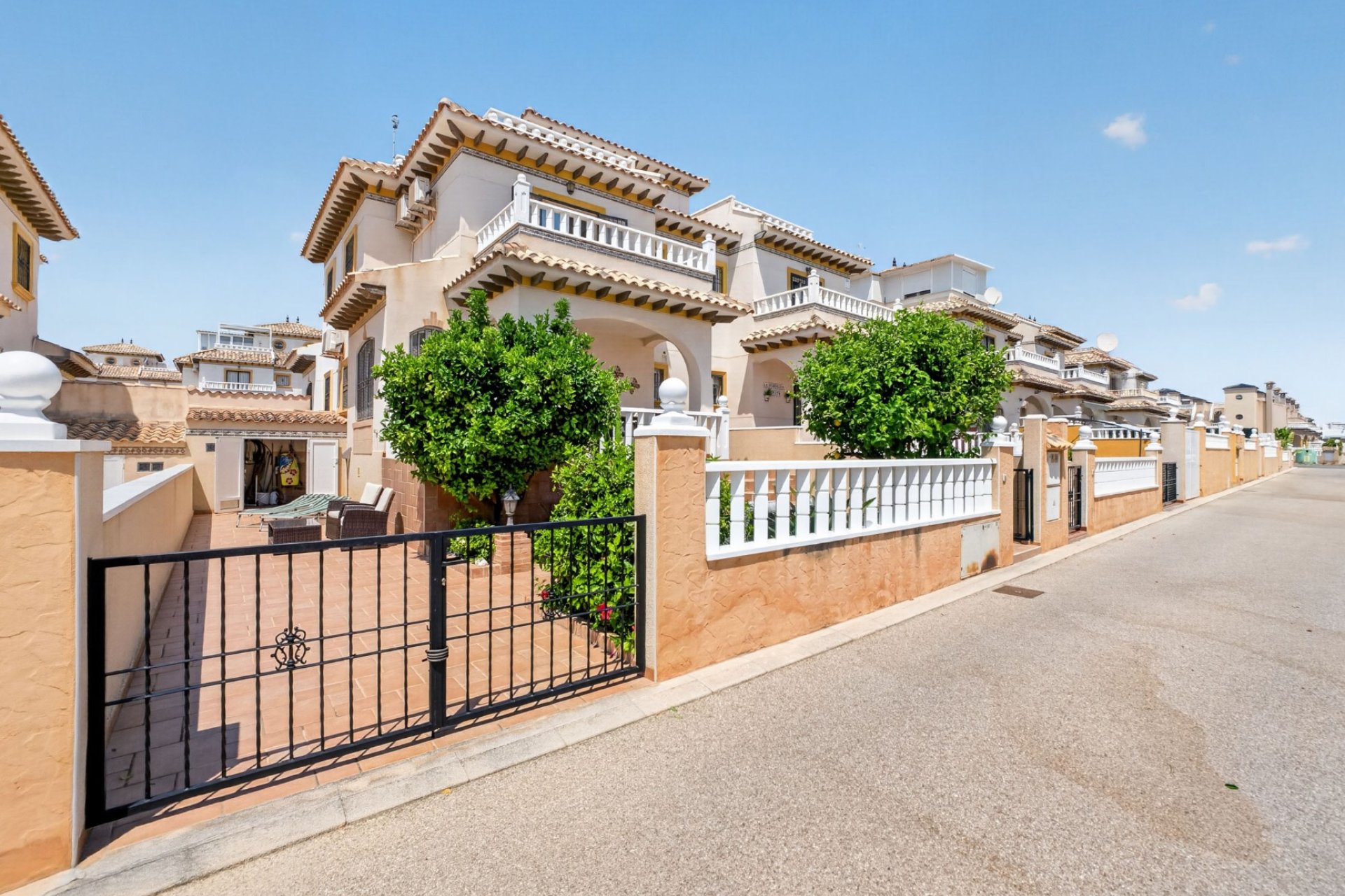 Resale - Townhouse -
Orihuela Costa - Lomas De Cabo Roig