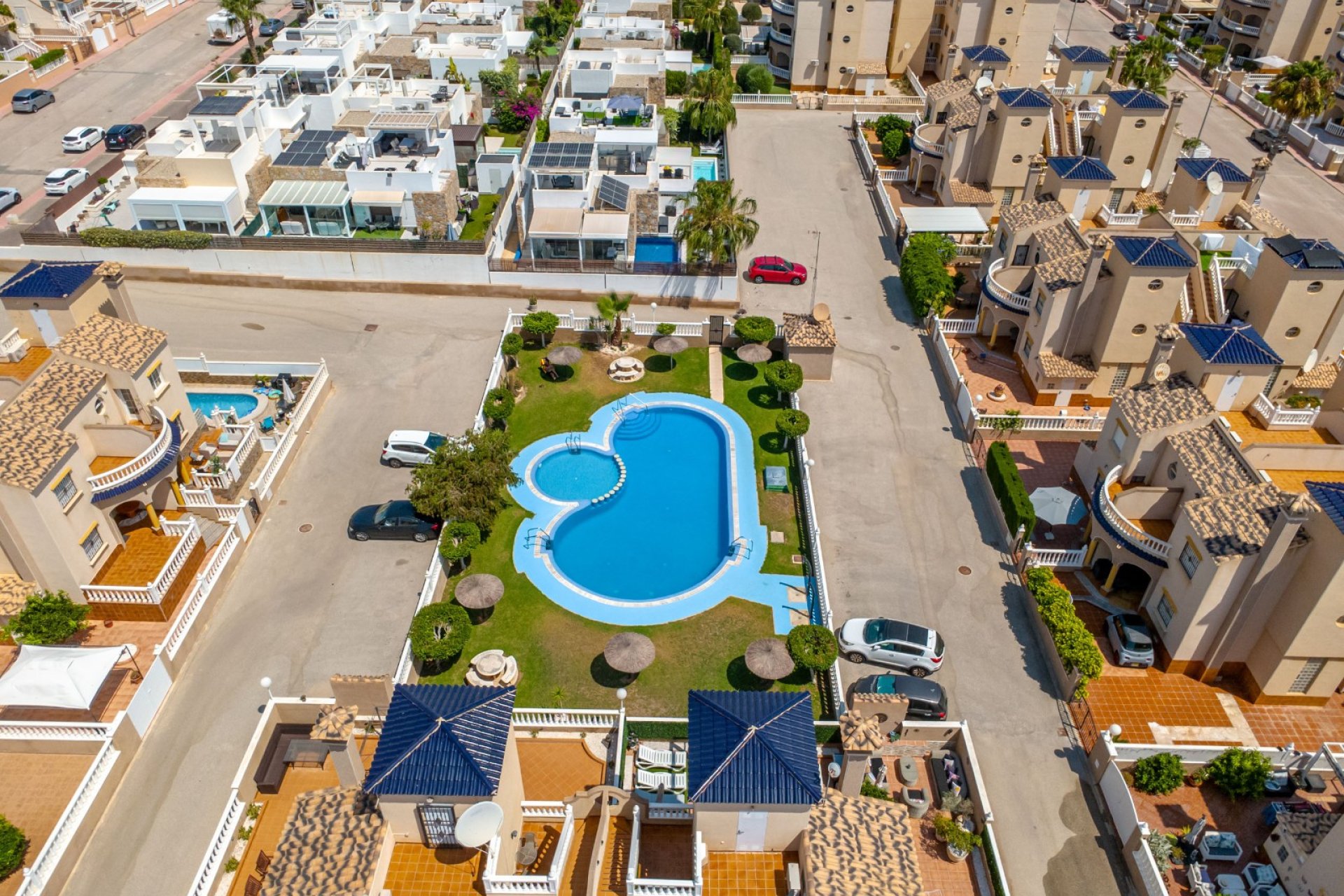 Resale - Townhouse -
Orihuela Costa - Lomas De Cabo Roig