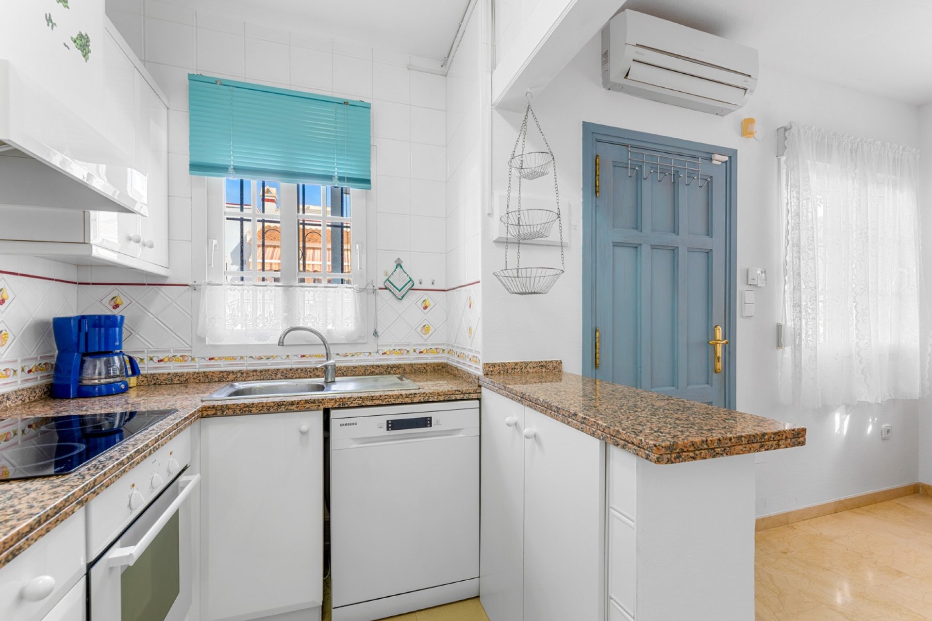 Resale - Townhouse -
Orihuela Costa - Playa Flamenca