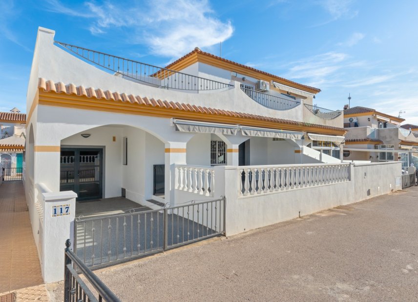 Resale - Townhouse -
Orihuela Costa