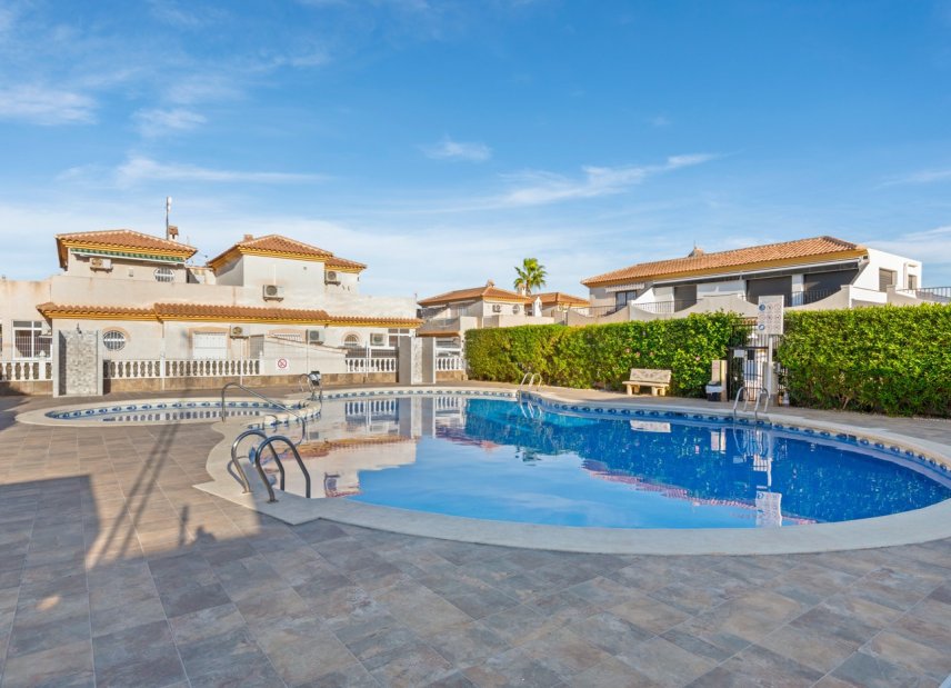 Resale - Townhouse -
Orihuela Costa