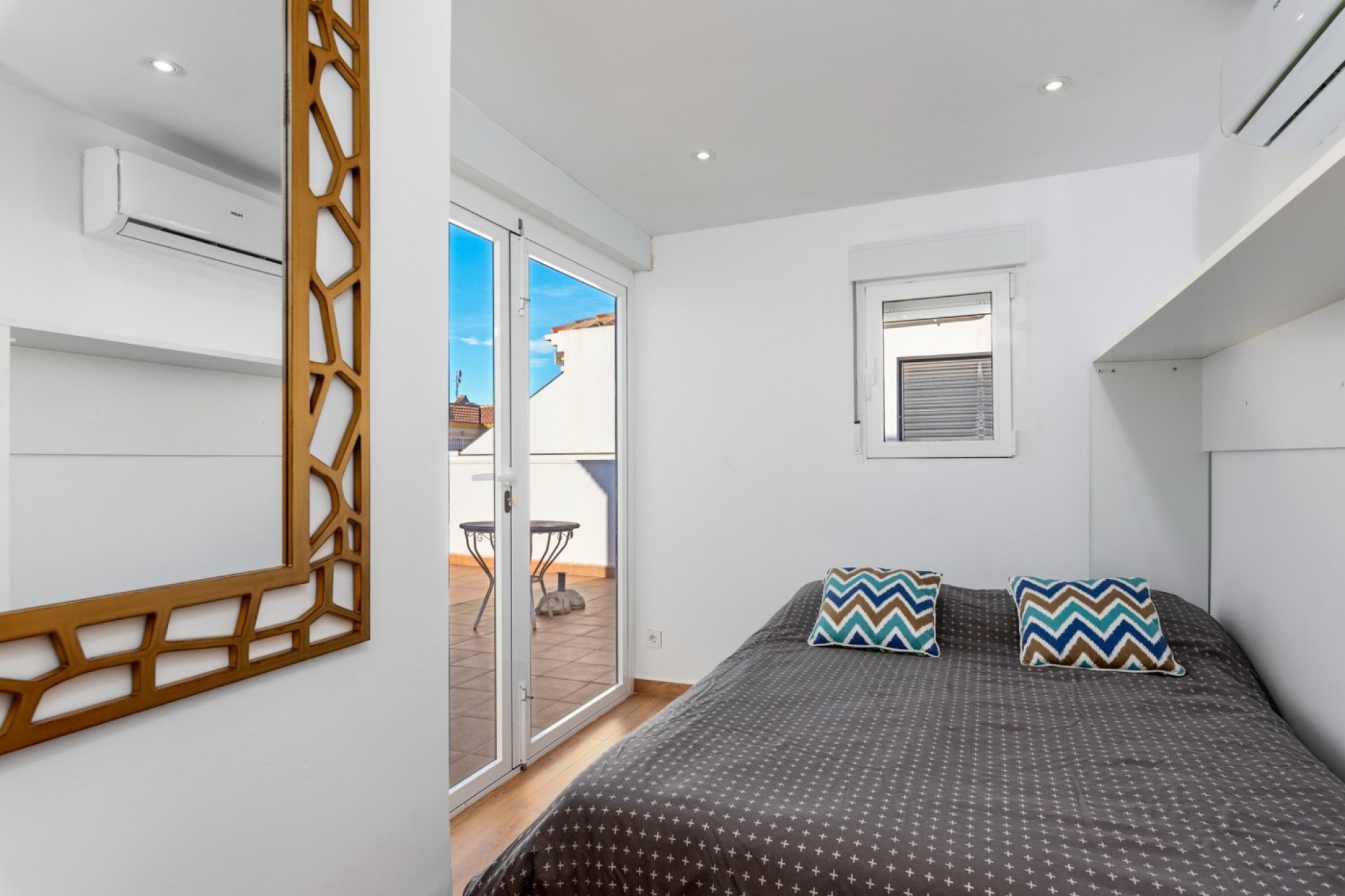Resale - Townhouse -
Orihuela Costa