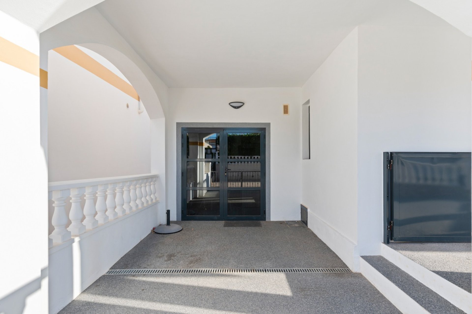 Resale - Townhouse -
Orihuela Costa