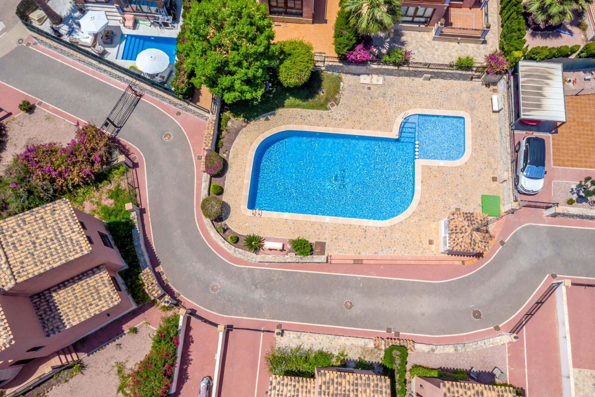 Resale - Townhouse -
San Miguel de Salinas