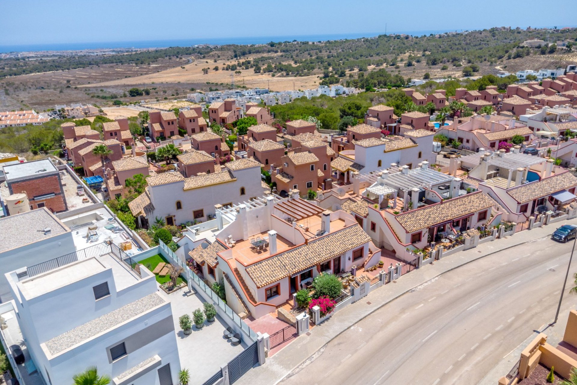 Resale - Townhouse -
San Miguel de Salinas
