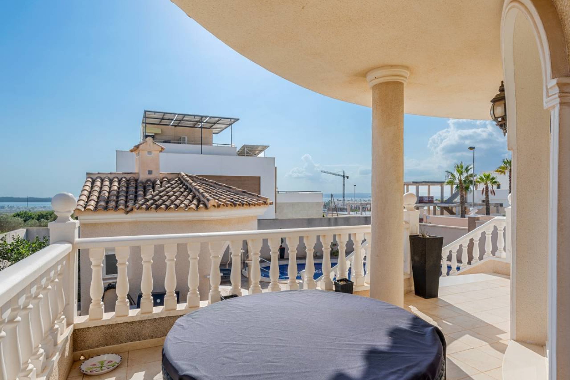 Resale - Villa -
Ciudad Quesada