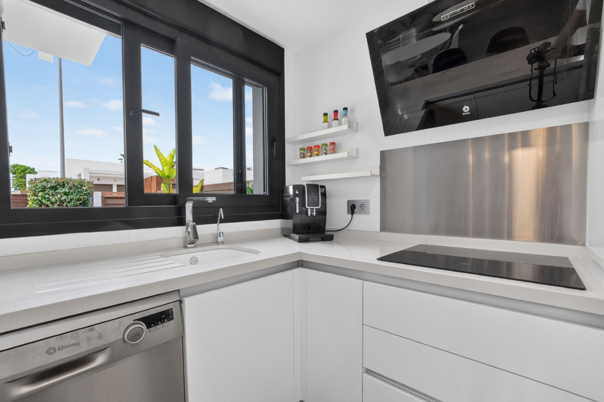 Resale - Villa -
Orihuela Costa - Orihuela
