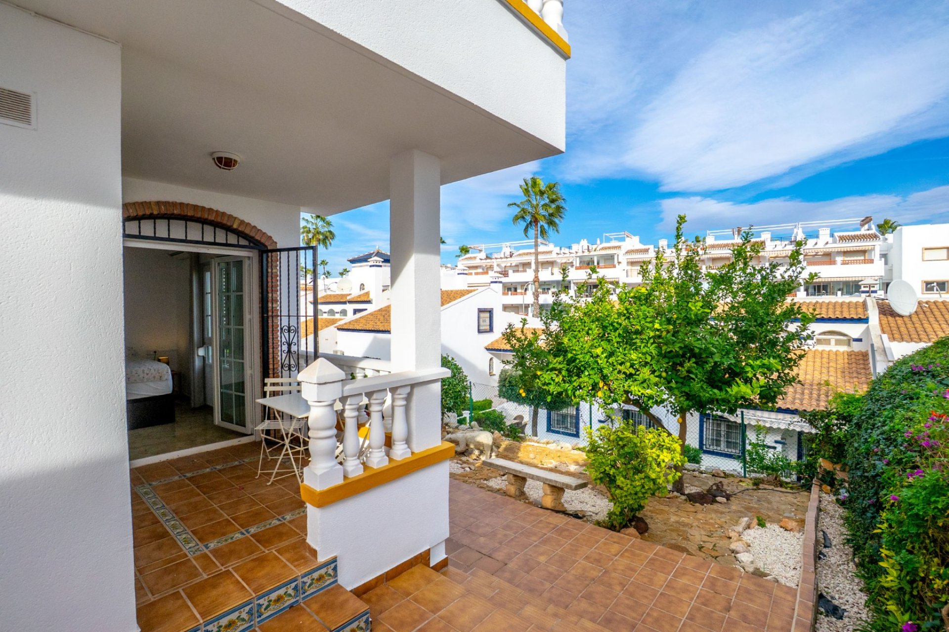 Resale - Villa -
Orihuela Costa - Villamartín
