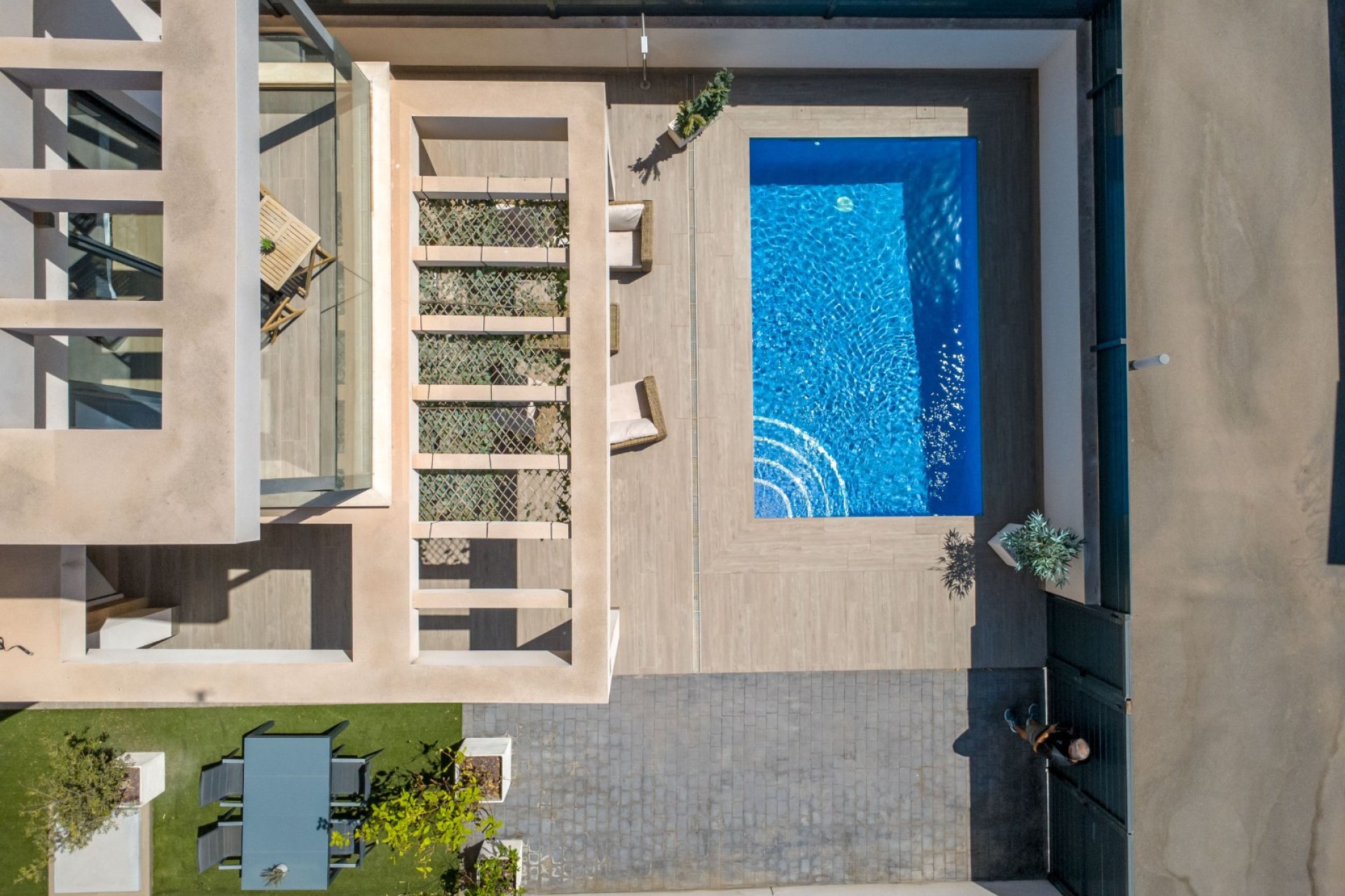Resale - Villa -
Torrevieja