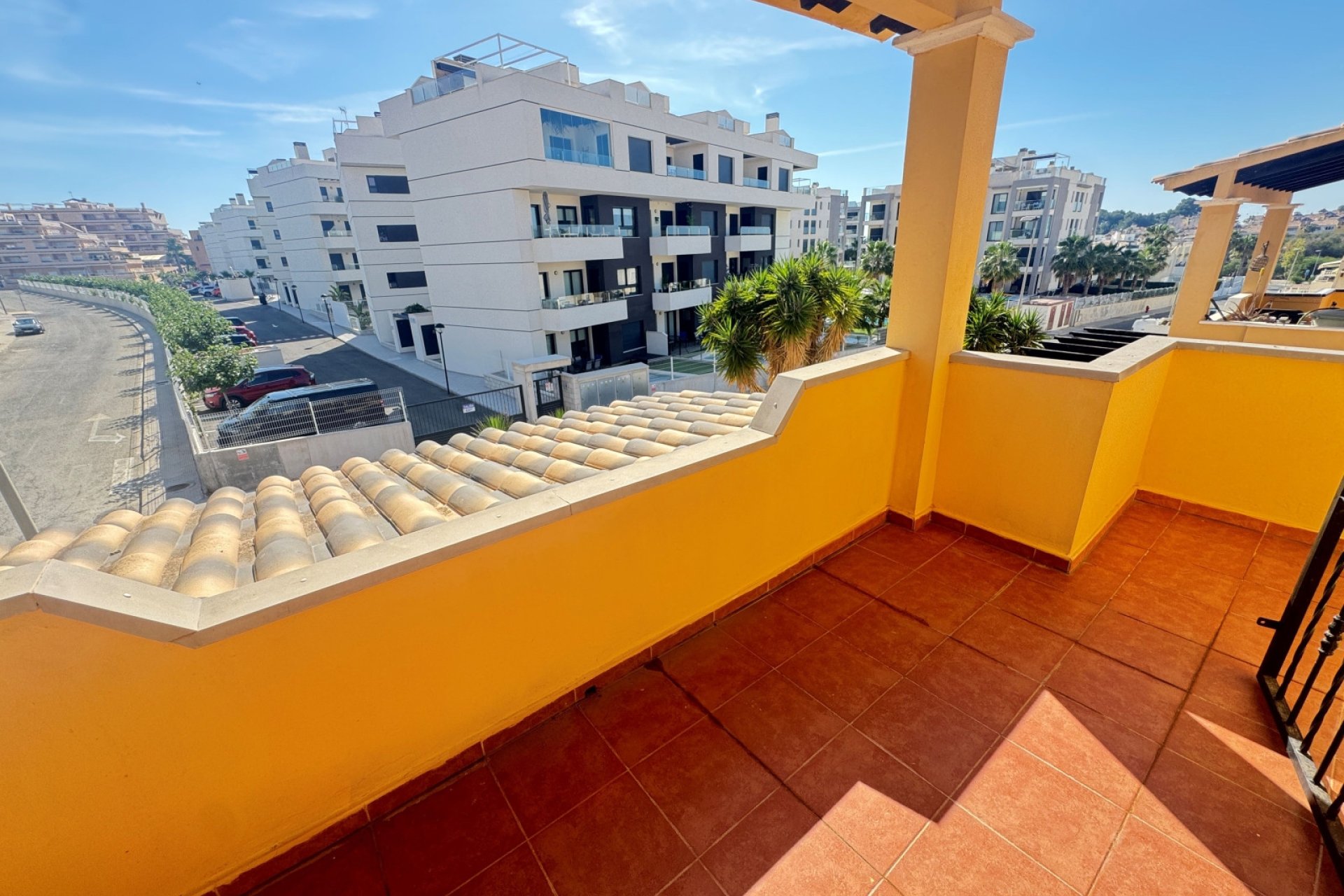 Resale - Villa -
Villamartín - Lomas del Golf
