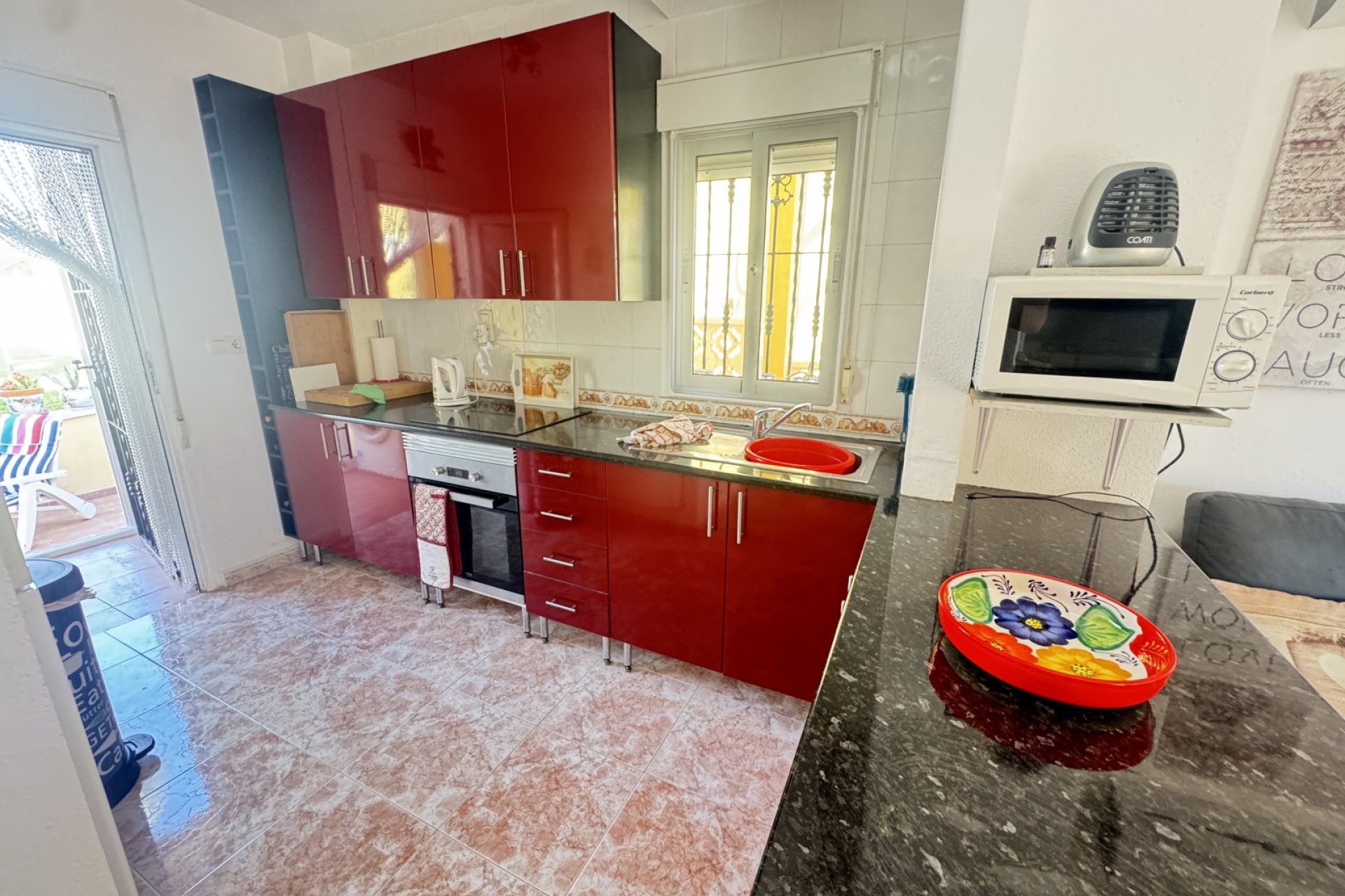 Resale - Villa -
Villamartín - Lomas del Golf