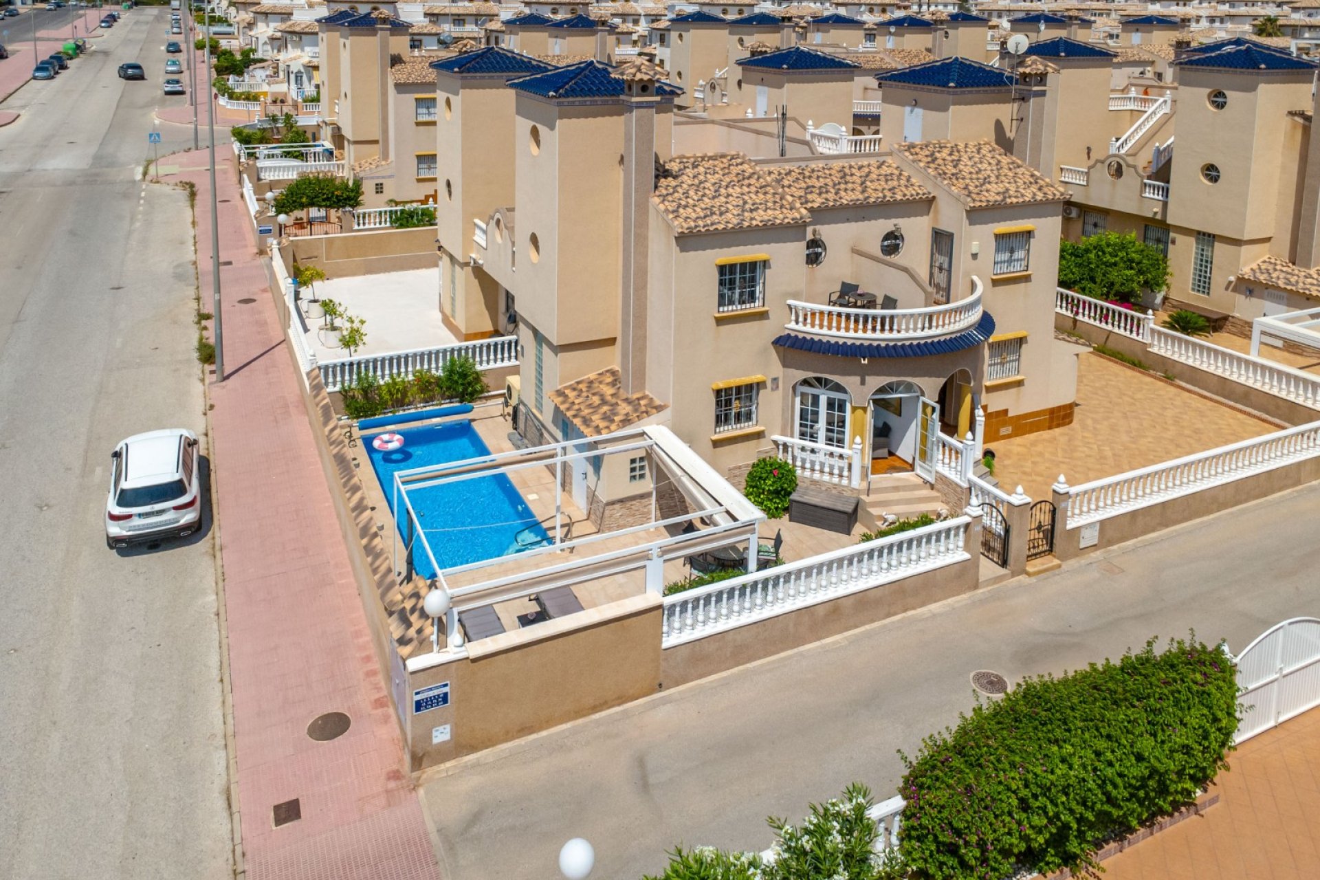 Reventa - Adosado -
Orihuela Costa - Lomas De Cabo Roig