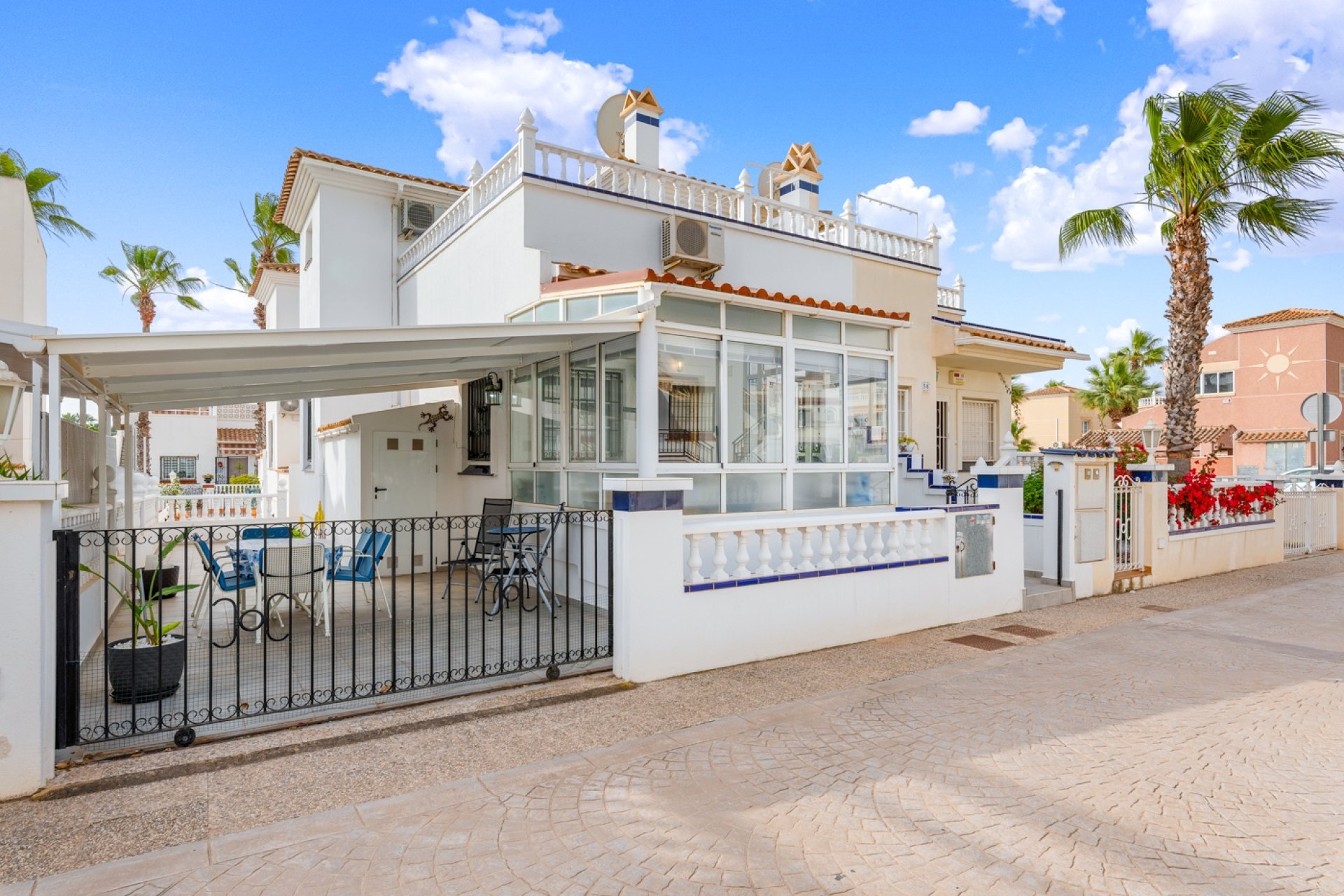 Reventa - Adosado -
Orihuela Costa - Playa Flamenca