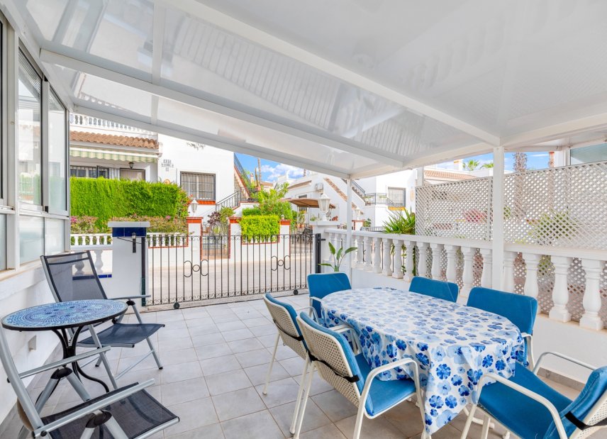 Reventa - Adosado -
Orihuela Costa - Playa Flamenca