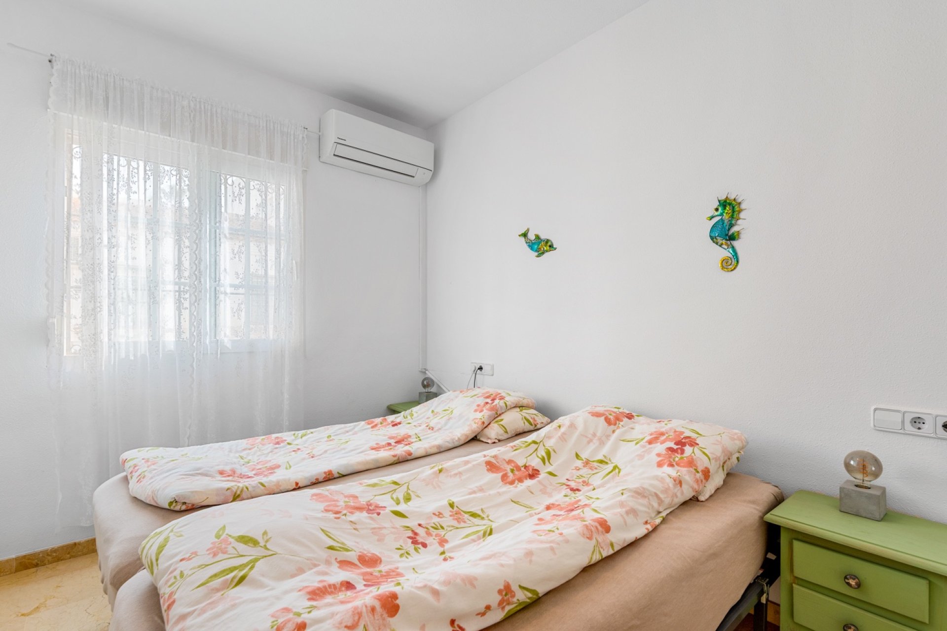 Reventa - Adosado -
Orihuela Costa - Playa Flamenca