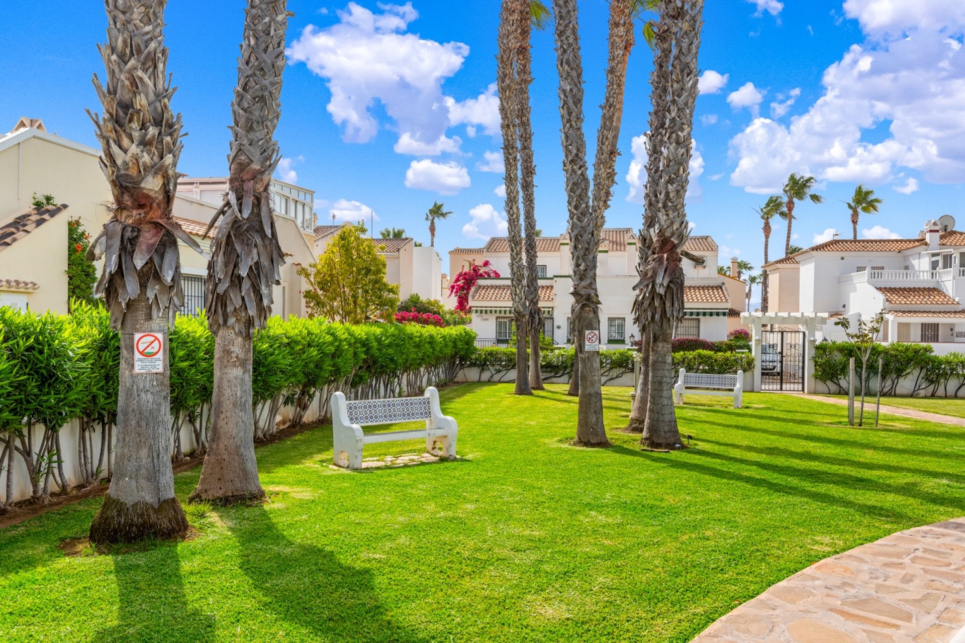 Reventa - Adosado -
Orihuela Costa - Playa Flamenca