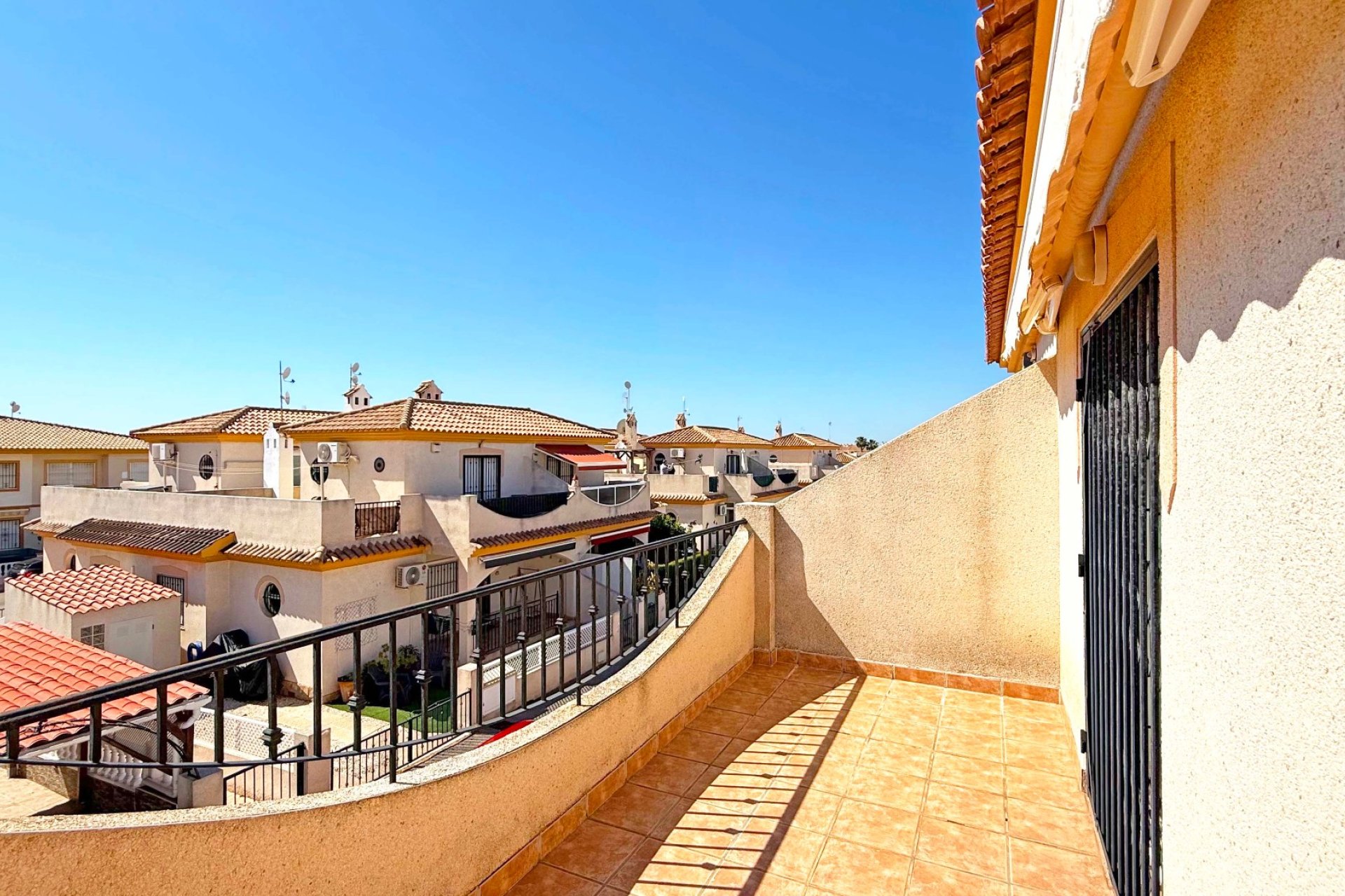 Reventa - Adosado -
Orihuela Costa - Playa Flamenca