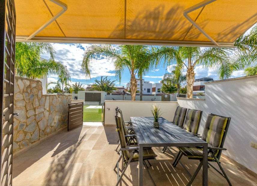 Reventa - Adosado -
Pilar de la Horadada - Torre de la Horadada