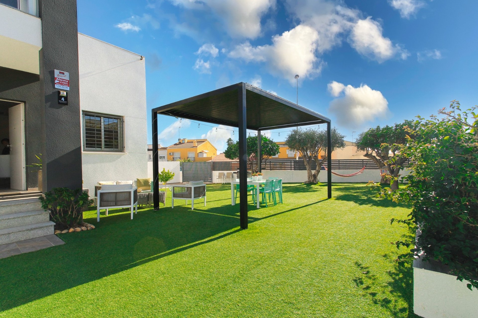 Reventa - Adosado -
Torrevieja - Aguas Nuevas