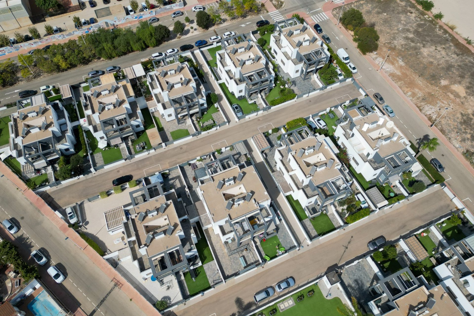 Reventa - Adosado -
Torrevieja - Aguas Nuevas