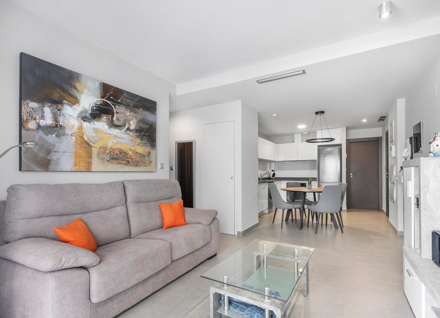 Reventa - Apartamento -
La Mata - Playa