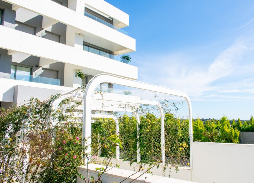 Reventa - Apartamento -
Orihuela Costa - Las Colinas golf