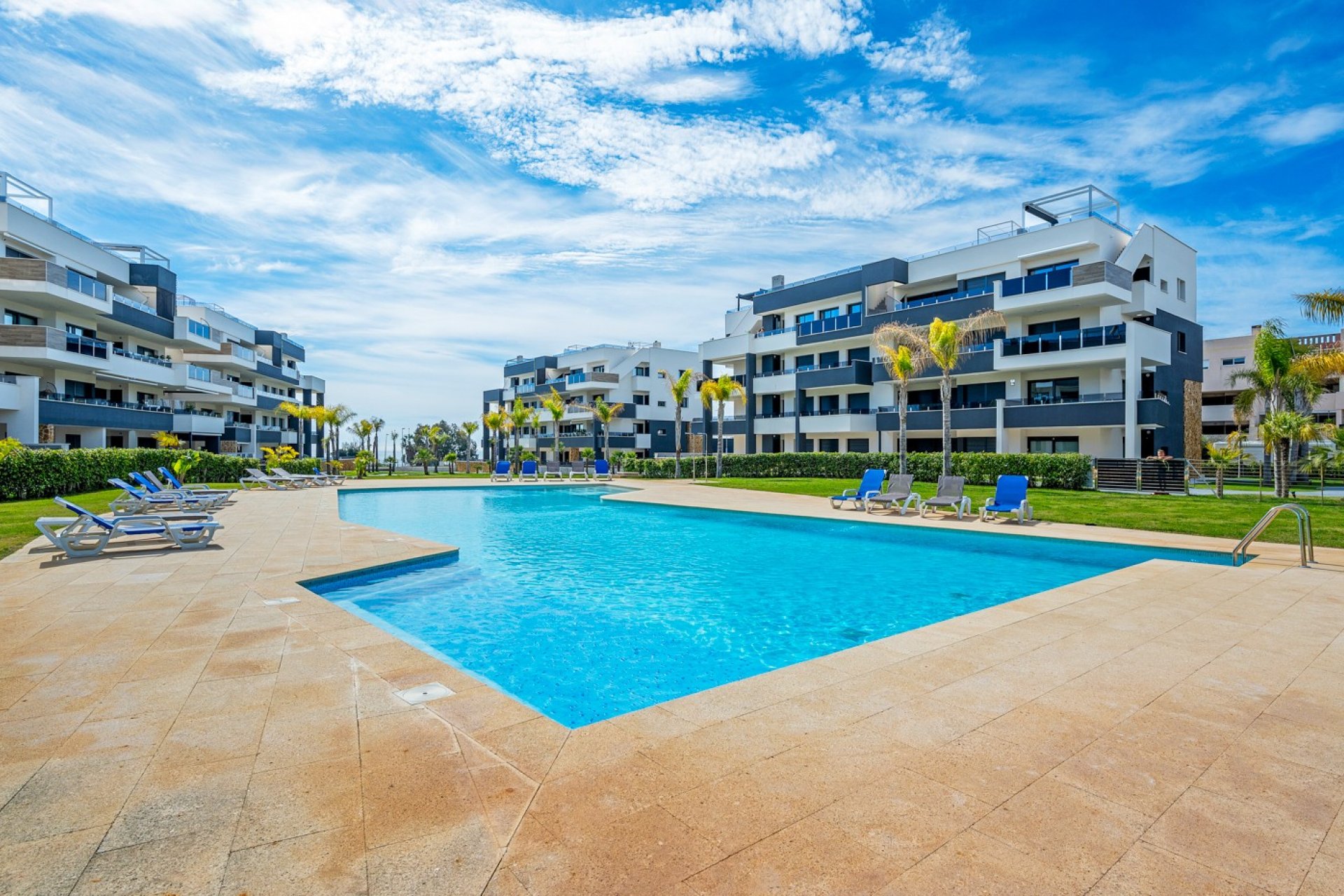 Reventa - Apartamento -
Orihuela Costa - Playa Flamenca*