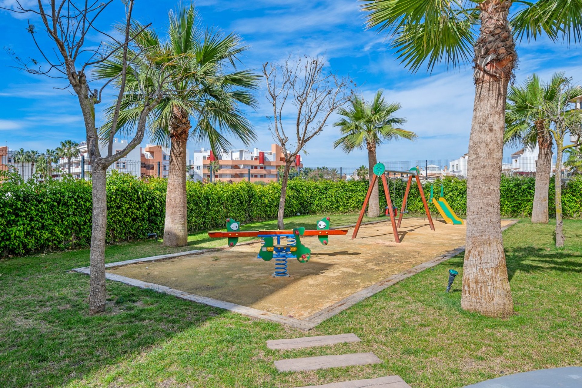 Reventa - Apartamento -
Orihuela Costa - Playa Flamenca*