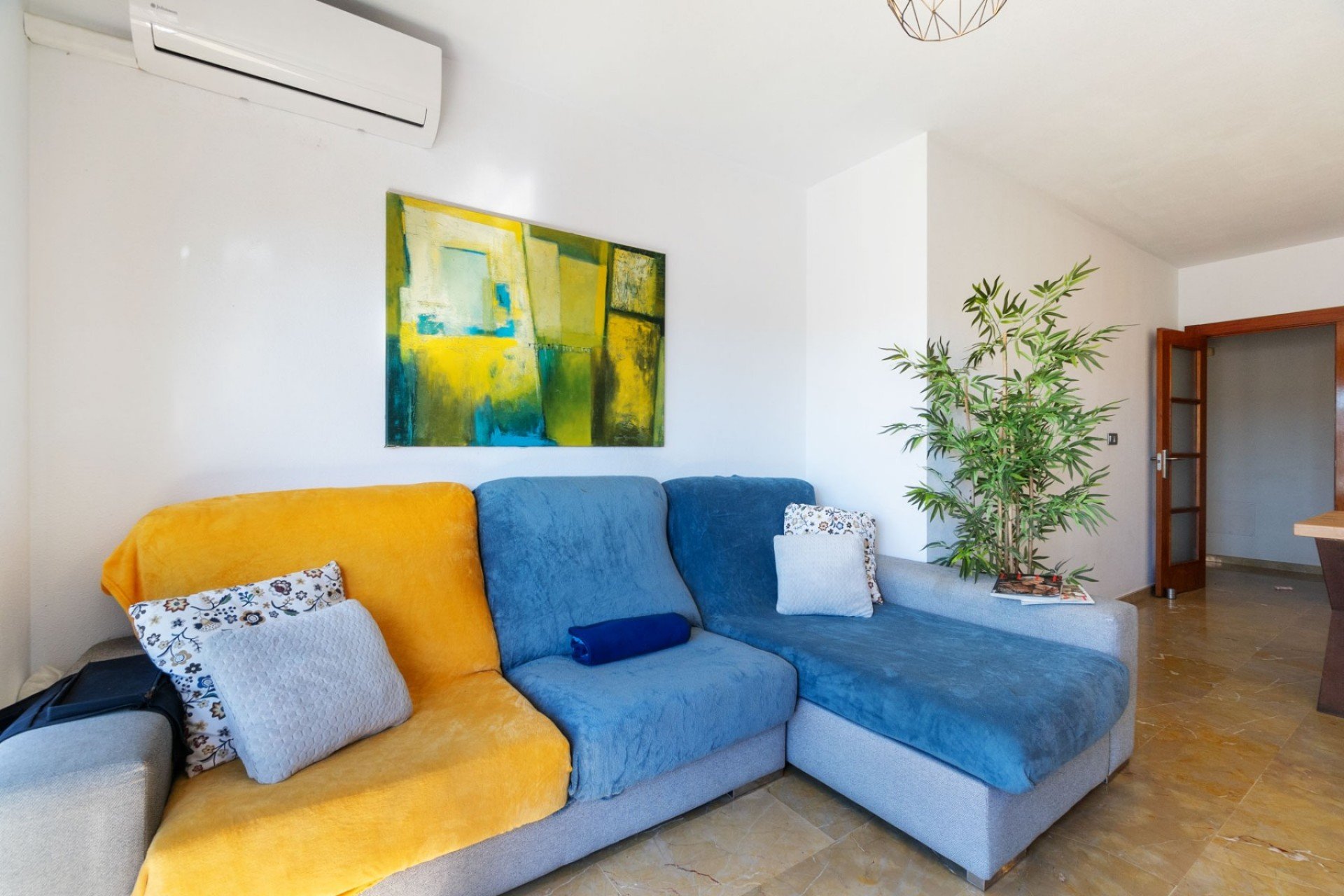 Reventa - Apartamento -
Torrevieja - Center