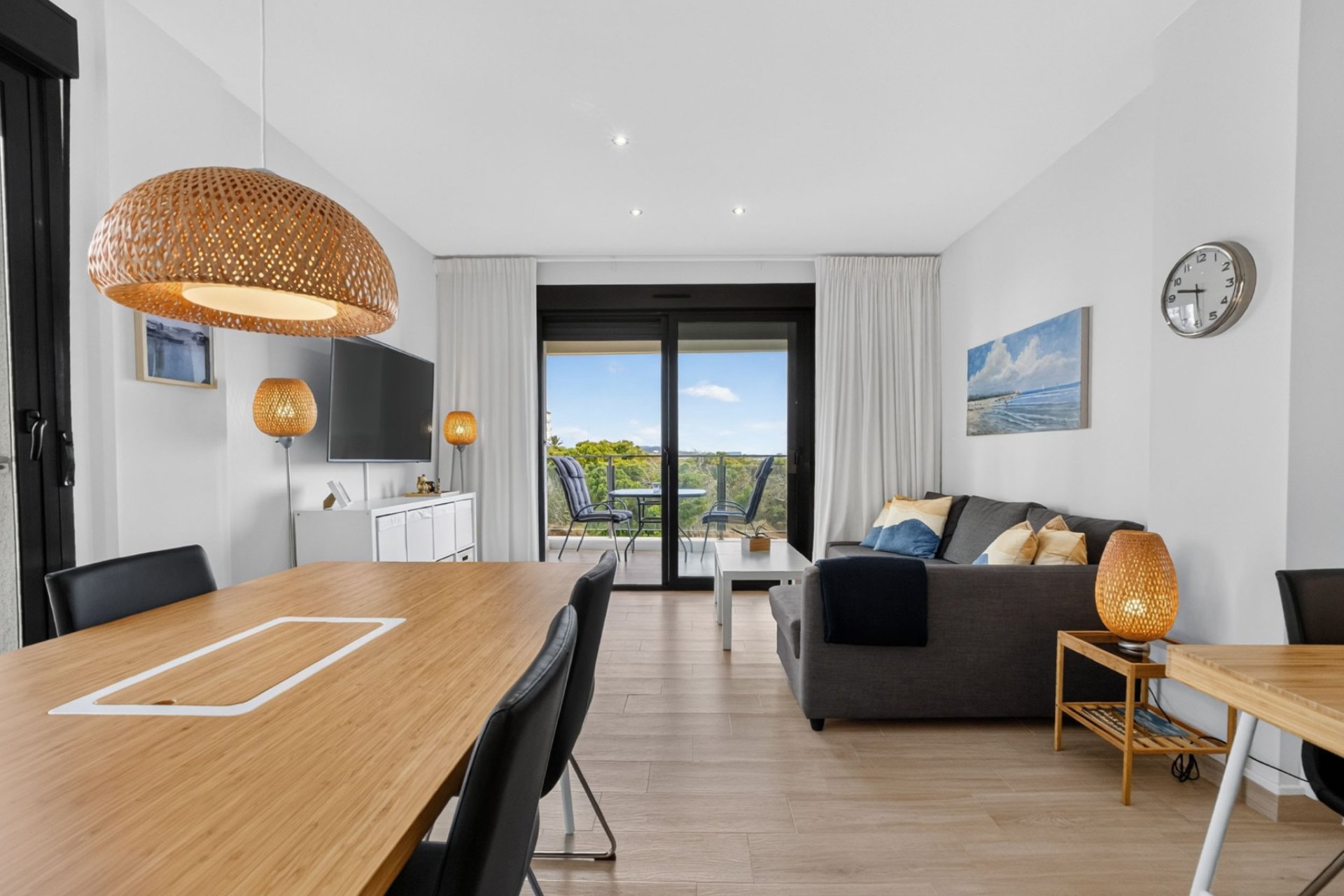 Reventa - Apartamento -
Torrevieja - La Mata