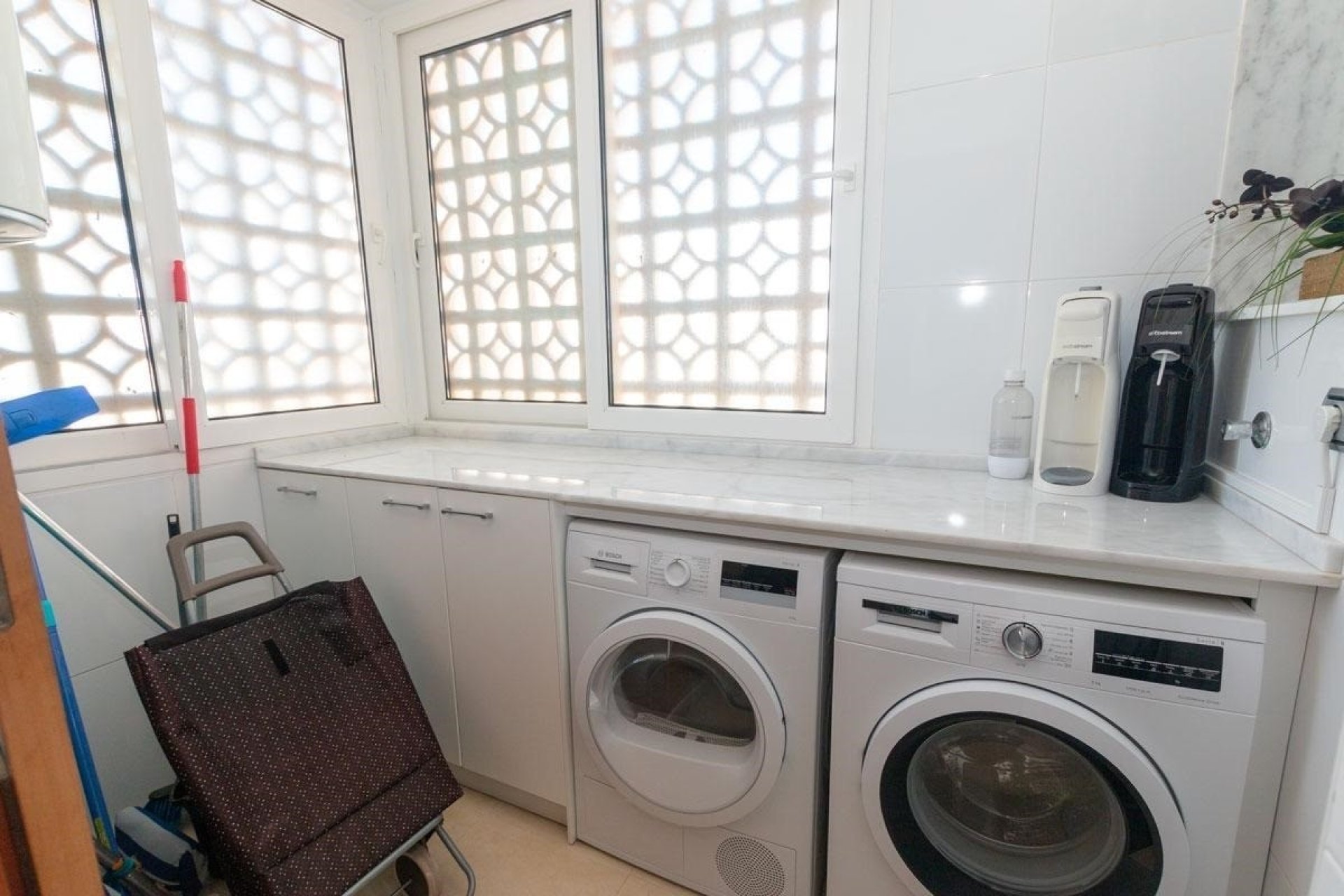 Reventa - Apartamento -
Torrevieja - Playa Del Cura