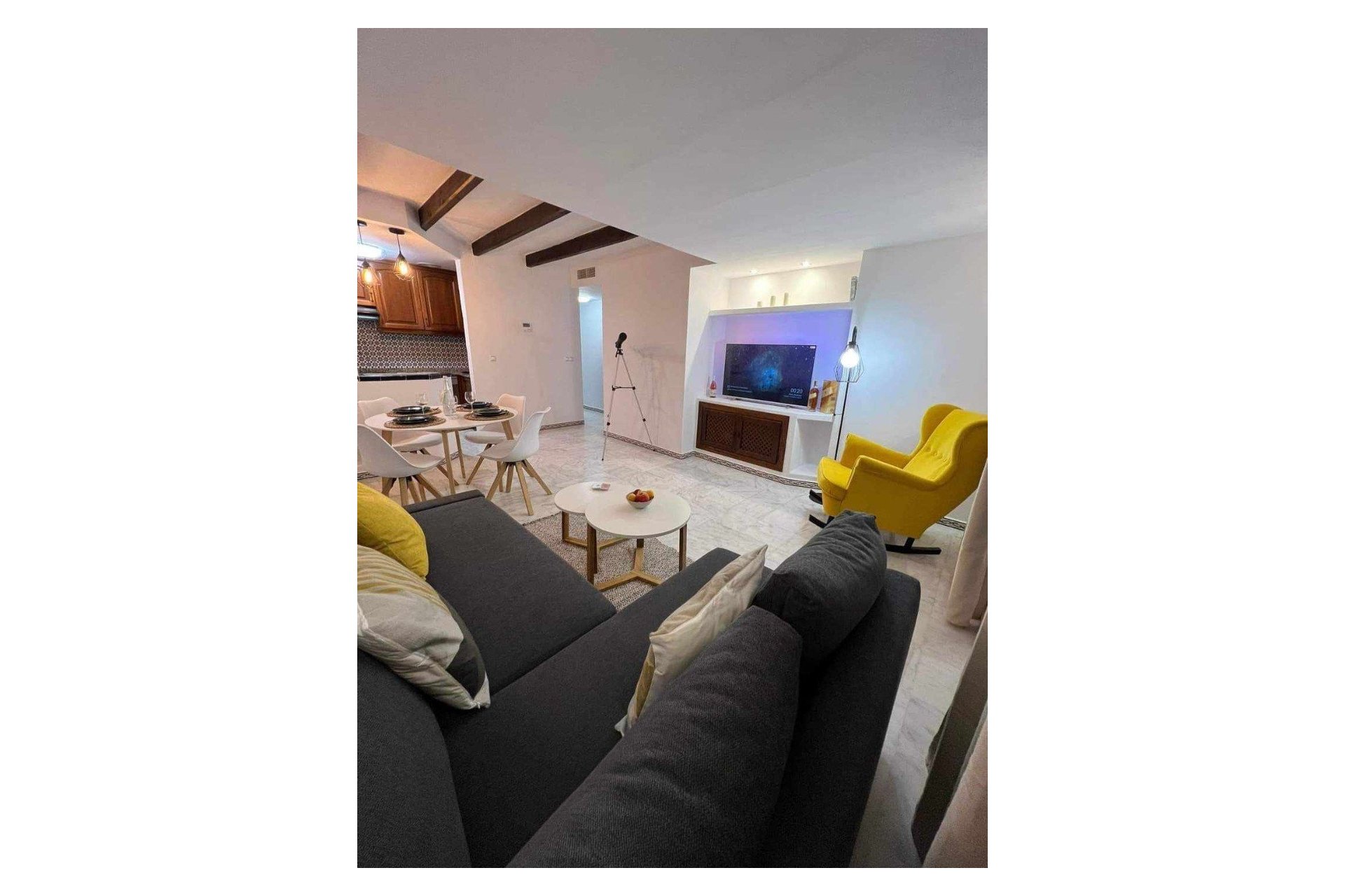 Reventa - Apartamento -
Torrevieja - Playa Los Locos