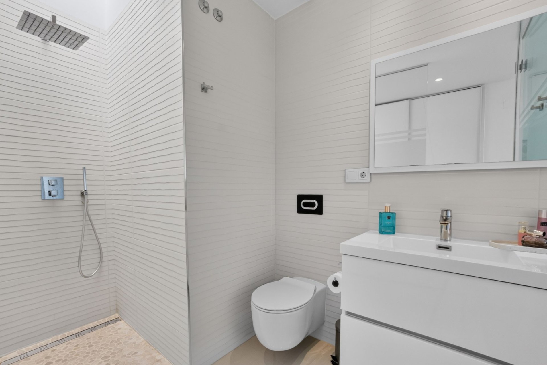 Reventa - Apartamento -
Torrevieja